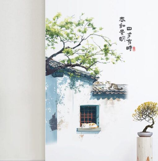 Decal Dán Tường Lá Bắc Âu Mèo Nghỉ Trưa Trên Mái Ngói Cổ Điển – Phong Cảnh Cây Xanh Nghệ Thuật, 86×113cm - Hình ảnh 4