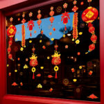 Decal Tết Lồng Đèn – Túi Tiền Tài Lộc – Pháo Đỏ | Hít Tĩnh Điện | Khổ 60×90 cm | Trang Trí Cửa Kính Tết 2026 Rực Rỡ & May Mắn